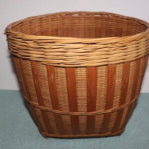 Rattan Woven Wicker Waste Basket Trash Can Bin / Planter Cottage Decor 9"X11"